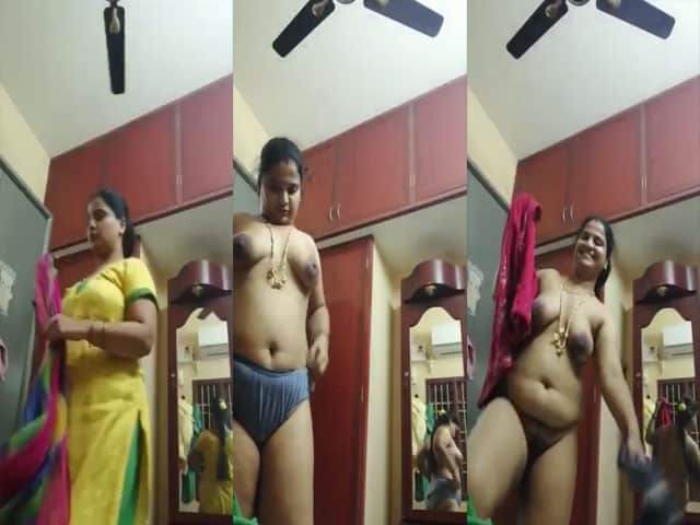 sweet nude Indian wife