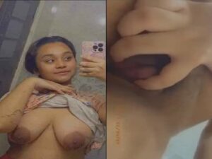 chubby tanker girl big boobs showing viral