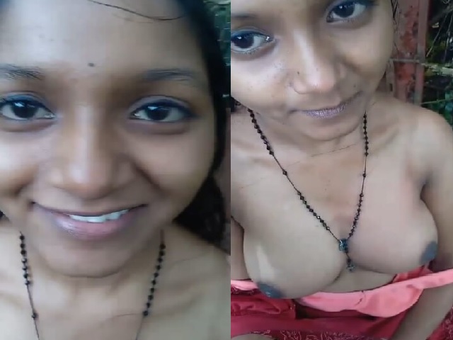 Kerala girl in forest boobs show to lover viral