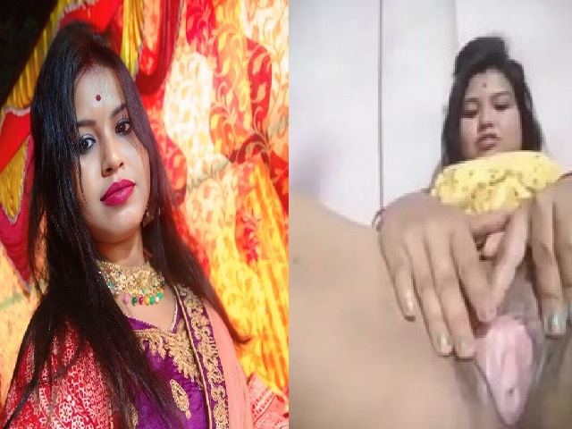boudi lifting nighty naked pussy pics and