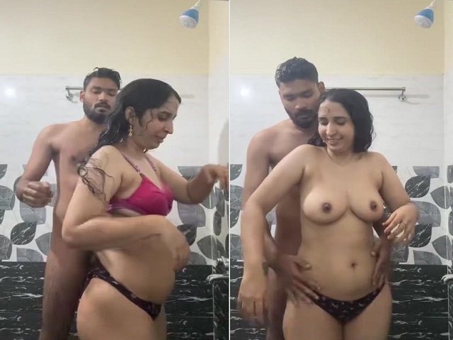bhabhi under shower nude blowjob and viral boob