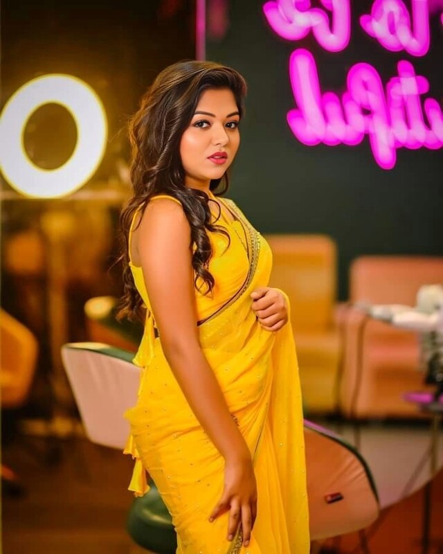 Bengali modeling girl nude HD pics with