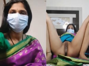 desi bhabi removing saree and nude show for
