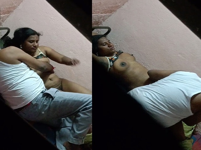 hot Tamil wife sexual affair caught by