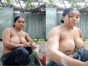 massive boobs Bengali taking outdoor bath viral
