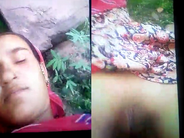 village bhabi naked outdoor sex with