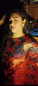 Bangladeshi blowjob girl in saree and in