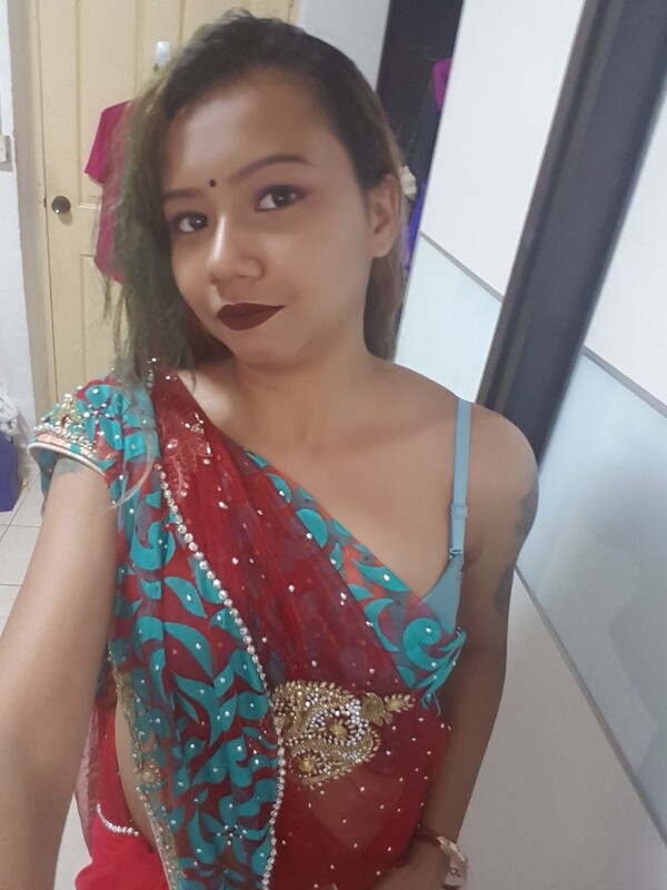 Manipuri girl in Chennai in nude selfies for