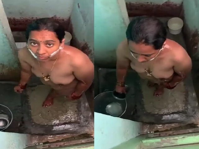 Telugu mom naked in bathroom caught by son viral