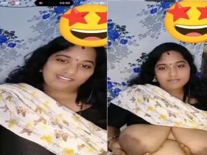 Telugu tanker bhabhi showing and pressing huge