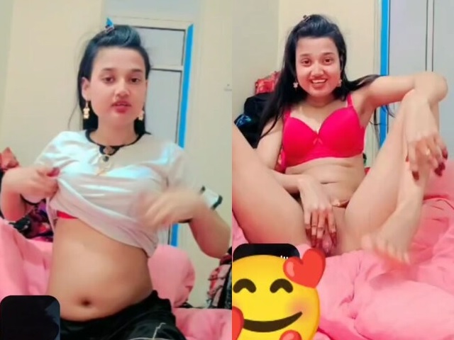 cute Indian cam girl naked pussy showing