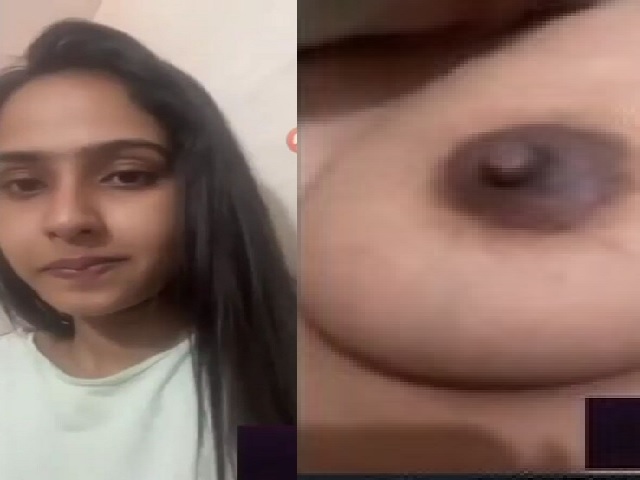 college girl on WhatsApp showing boobs viral