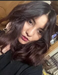 busty Bengali girlfriend unseen nude selfies