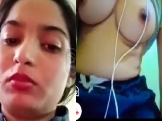 wife naked boobs sucking by husband before