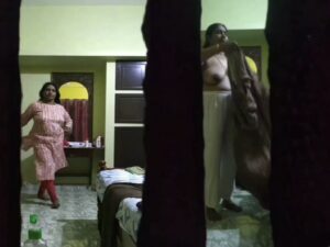 mom wearing nighty after showing naked