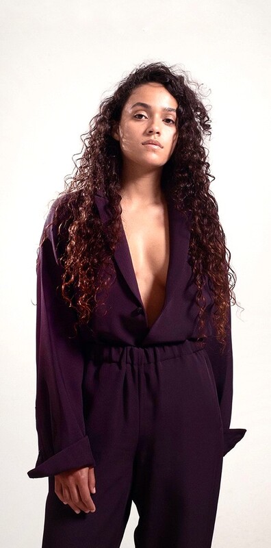 slim modeling girl nude posing for profile