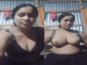 Kolkata village boudi stripping and showing big