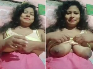 mature BBW shows huge boobs on video call to