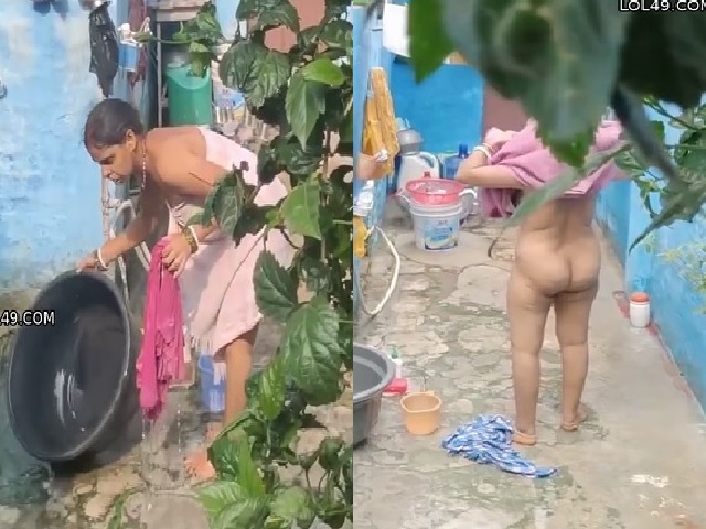 desi MILF bathing outdoor caught by neighbor viral