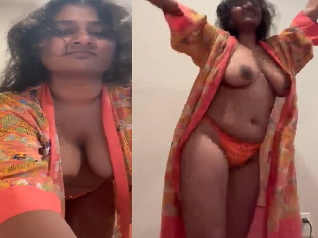 open night dress boobs show of horny Indian