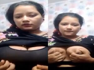 tanker Bengali MILF sitting naked and