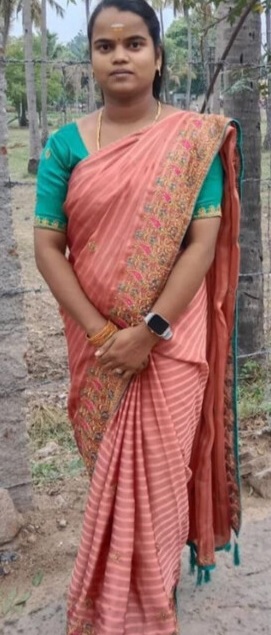 Tamil housewife big boobs exposing and teasing